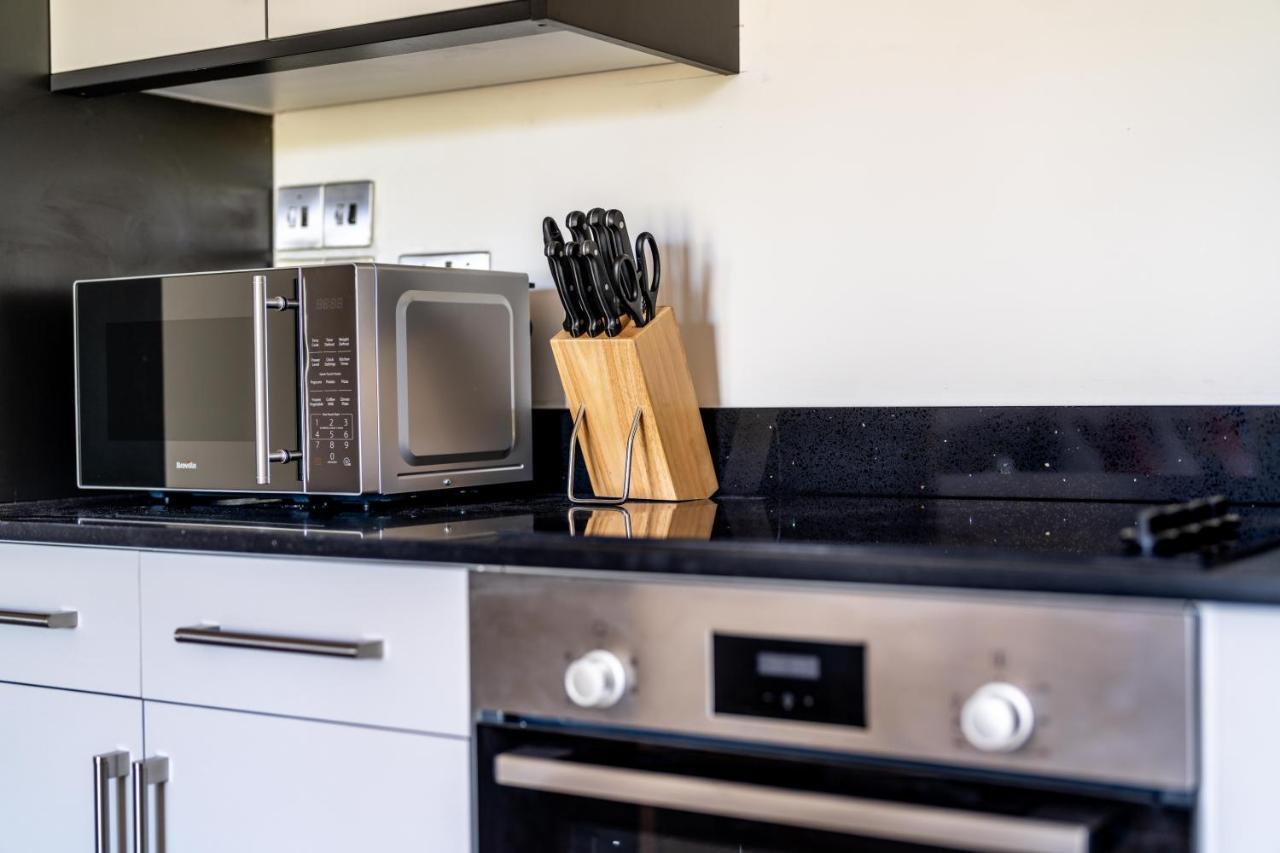 Ash View Place 3 -Heathrow - Thorpe Park - Free Parking Staines-upon-Thames Exteriér fotografie